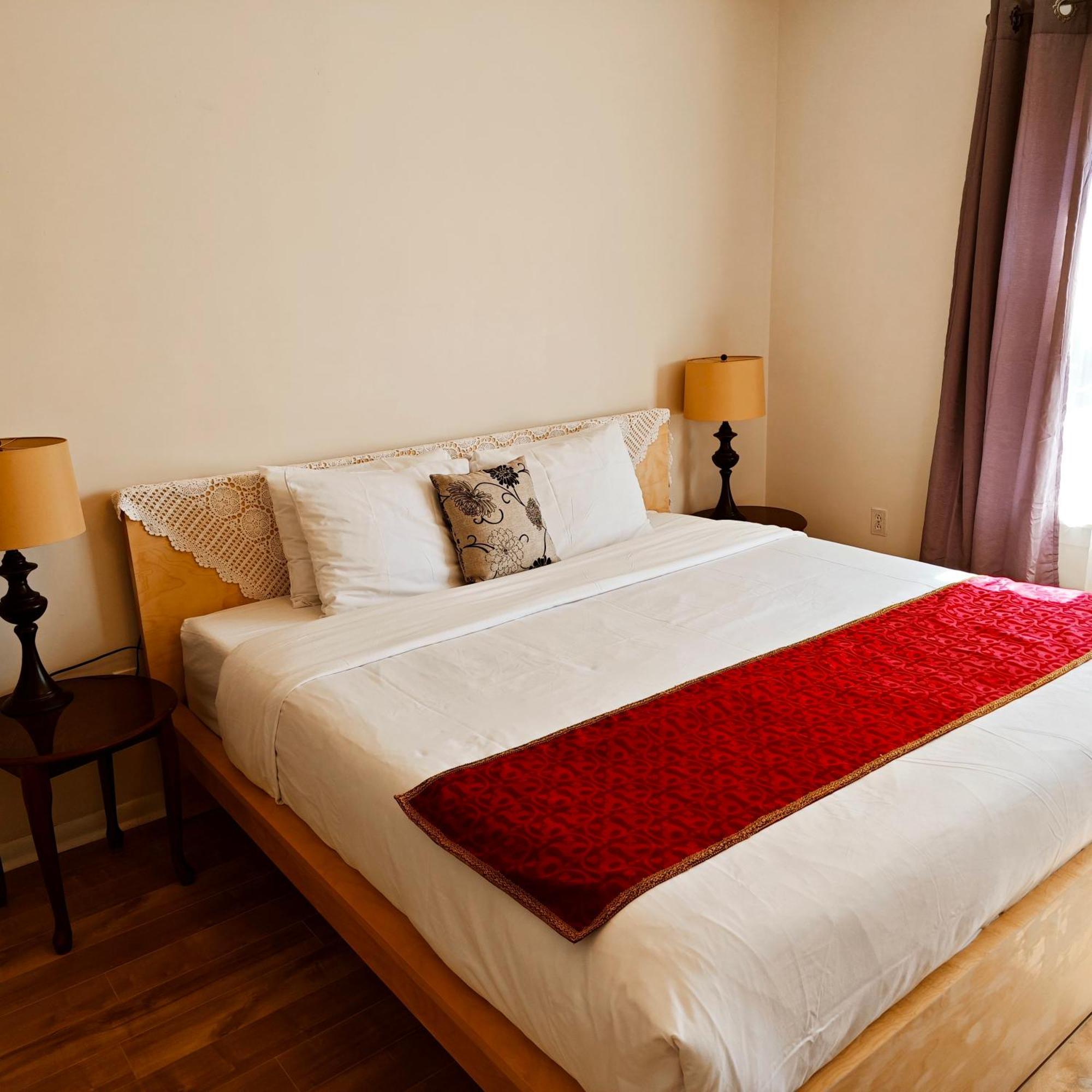 Andy'S Blue House Bed and Breakfast Σάρλοτ Τάουν Εξωτερικό φωτογραφία