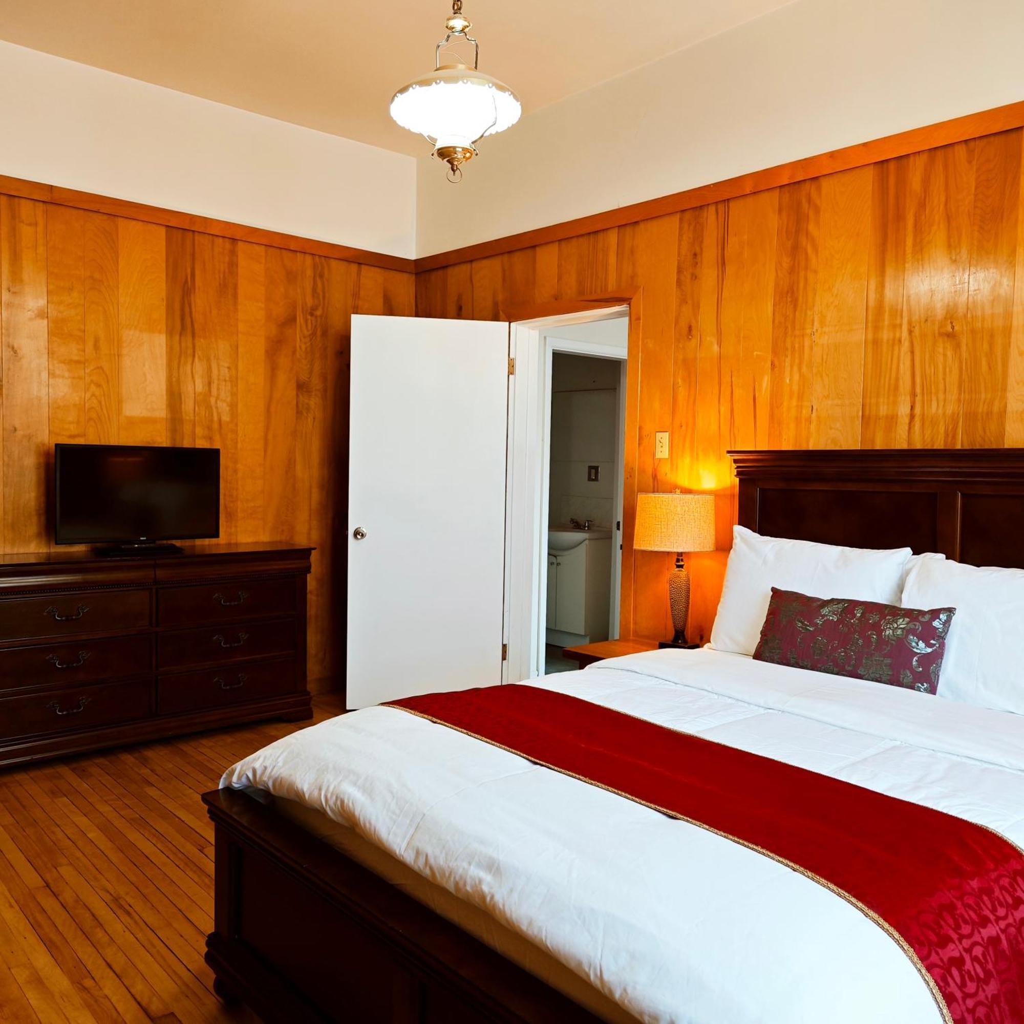 Andy'S Blue House Bed and Breakfast Σάρλοτ Τάουν Εξωτερικό φωτογραφία