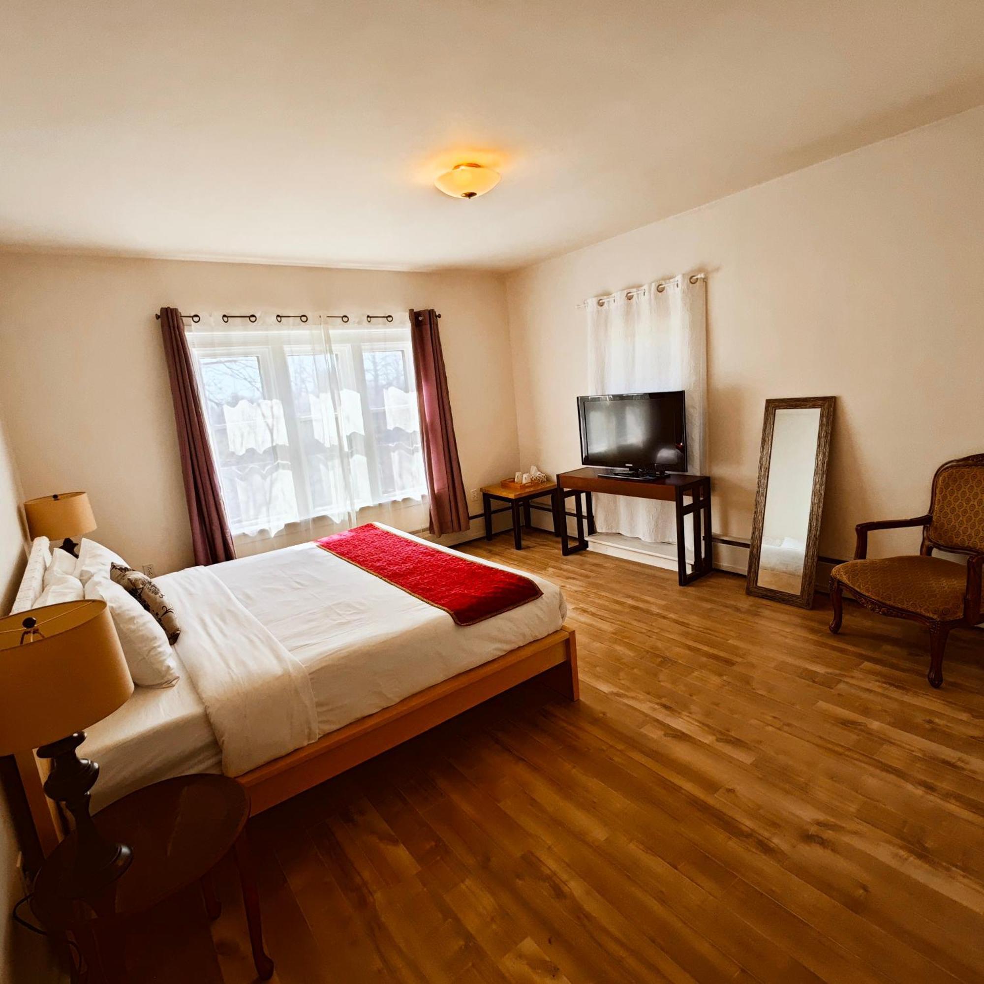 Andy'S Blue House Bed and Breakfast Σάρλοτ Τάουν Εξωτερικό φωτογραφία