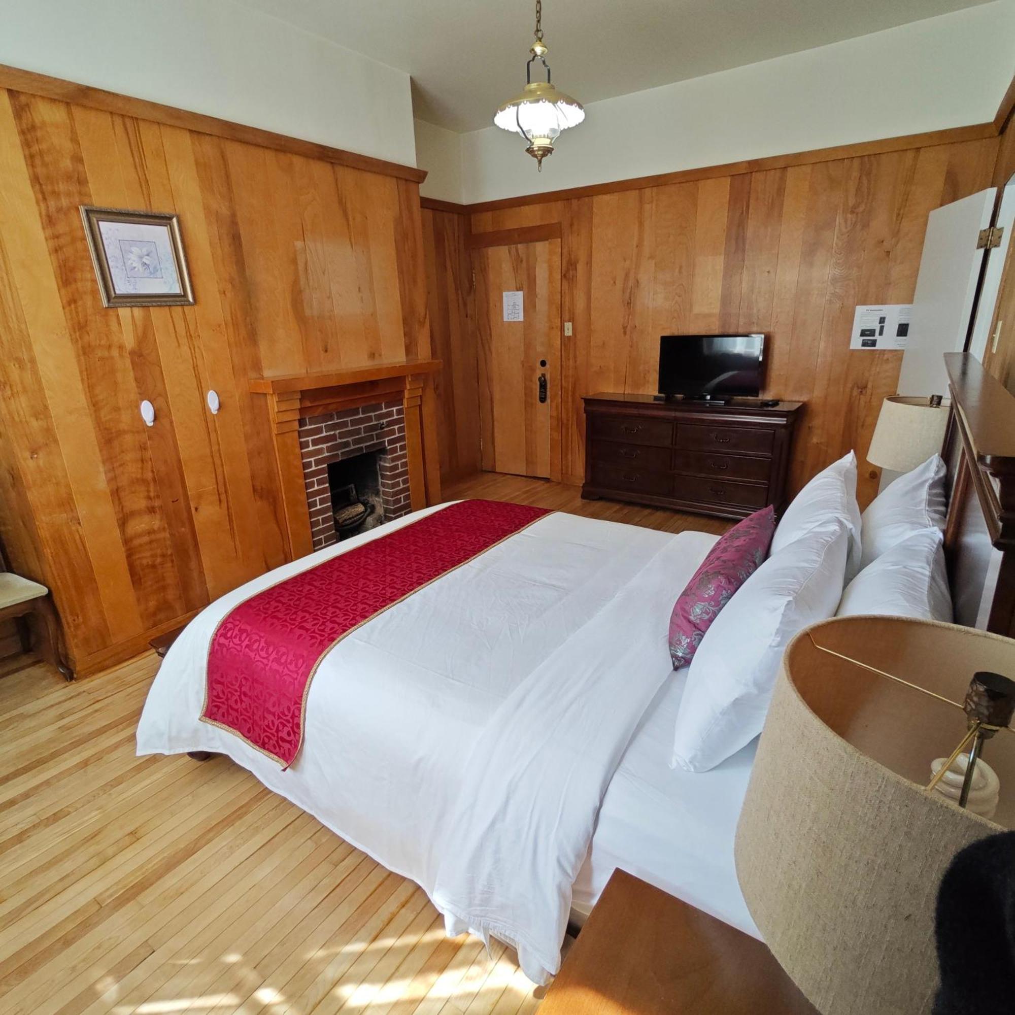 Andy'S Blue House Bed and Breakfast Σάρλοτ Τάουν Εξωτερικό φωτογραφία